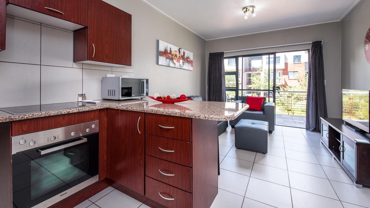 Jozistay @ Jackal Creek Apartments Roodepoort Room photo